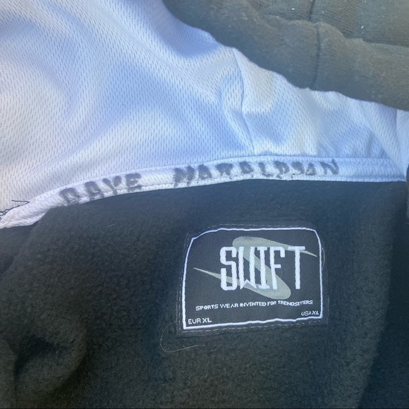 Swift PacSun Black White Zip Up Hooded Sweatshirt - Picture 8 of 9